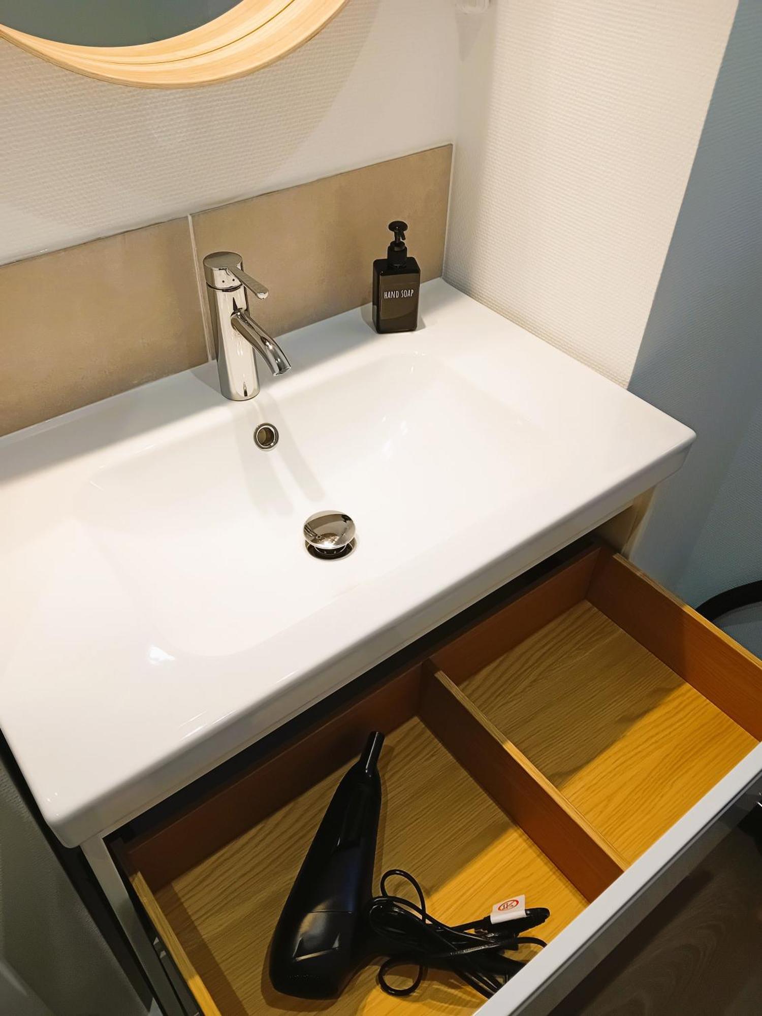 101 - Appart Renove Avec 1 Chambre Spacieuse - Tram Et Clinique Mutualiste A 1 Min Γκρενόμπλ Δωμάτιο φωτογραφία